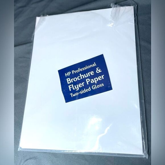 🔥❤️🔥 39 NEW! HP Brochure & Flyer Paper Two-Sided Gloss - Open Box 39 Pag… - Picture 1 of 7